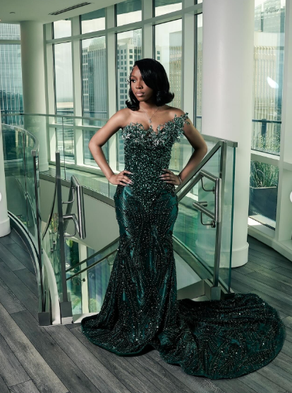 Luxury One Shoulder Satin Beaded Evening Dress Emerald Green Mermaid Prom Dress