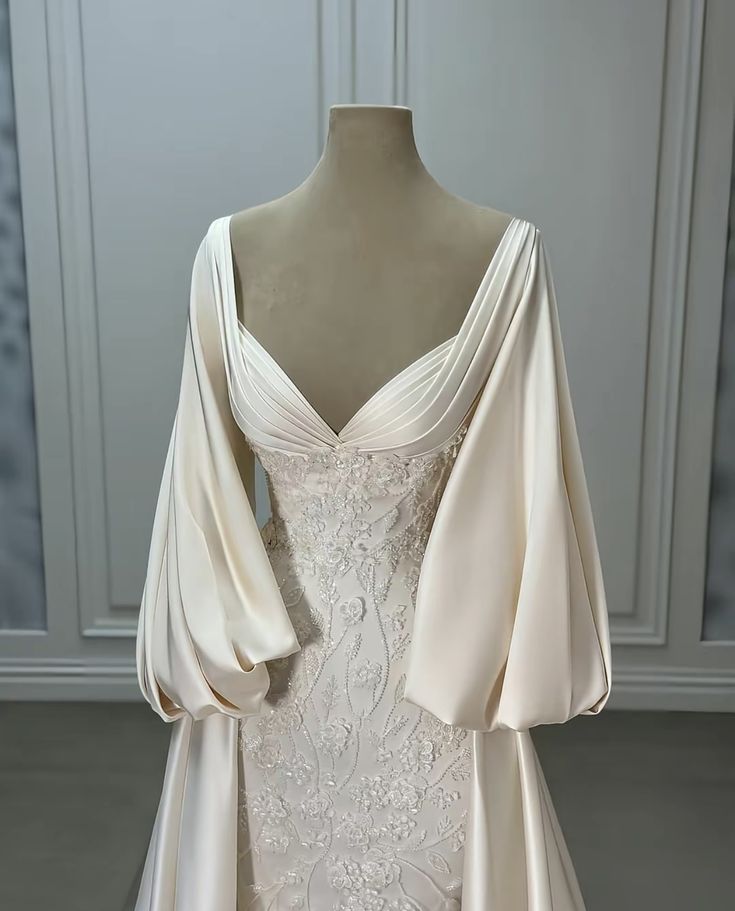 Luxury Wedding Dresses, Ivory Satin Lace A-Line Bridal Gowns
