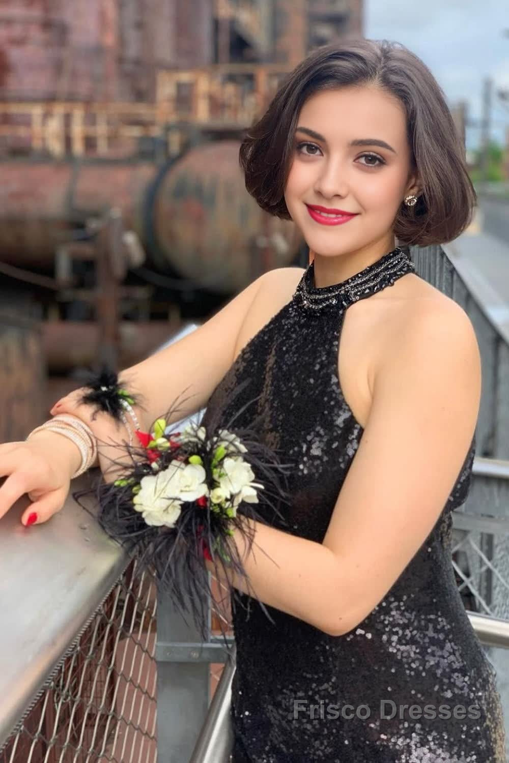 Mermaid Halter Black Sequins Long Vintage Prom Dress with Feathers Secondary image