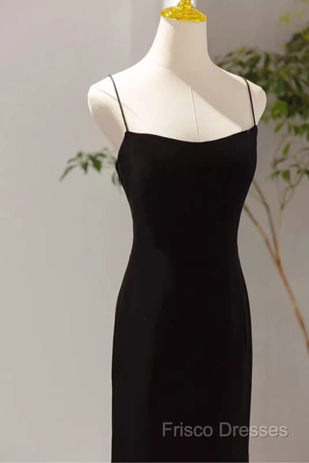 Mermaid Straps Black Velvet Long Formal Prom Dress