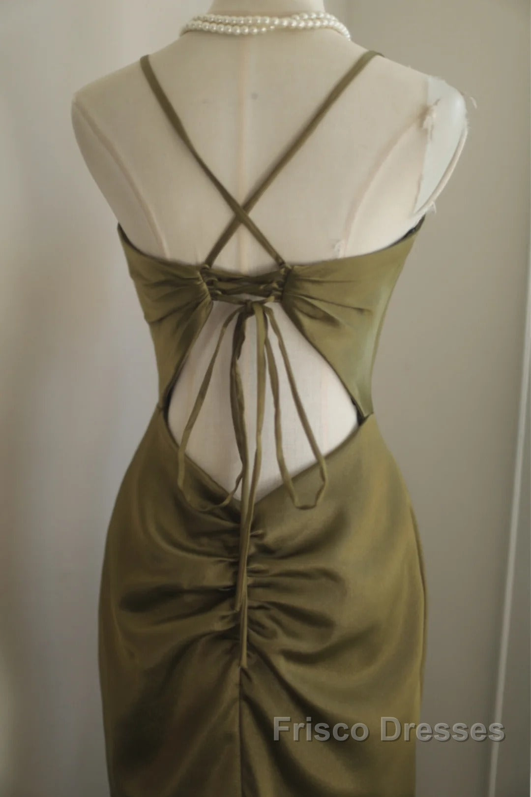 Mermaid V-Neck Satin Long Formal Prom Dress Elegant Spaghetti Strap Formal Dress
