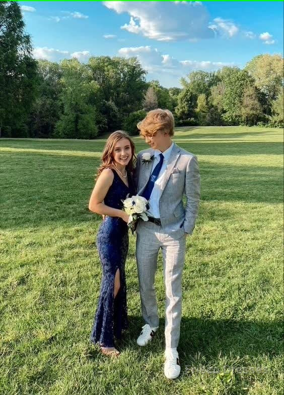 Mermaid V neckline Navy Blue Long Prom Dresses Formal Dress Secondary image