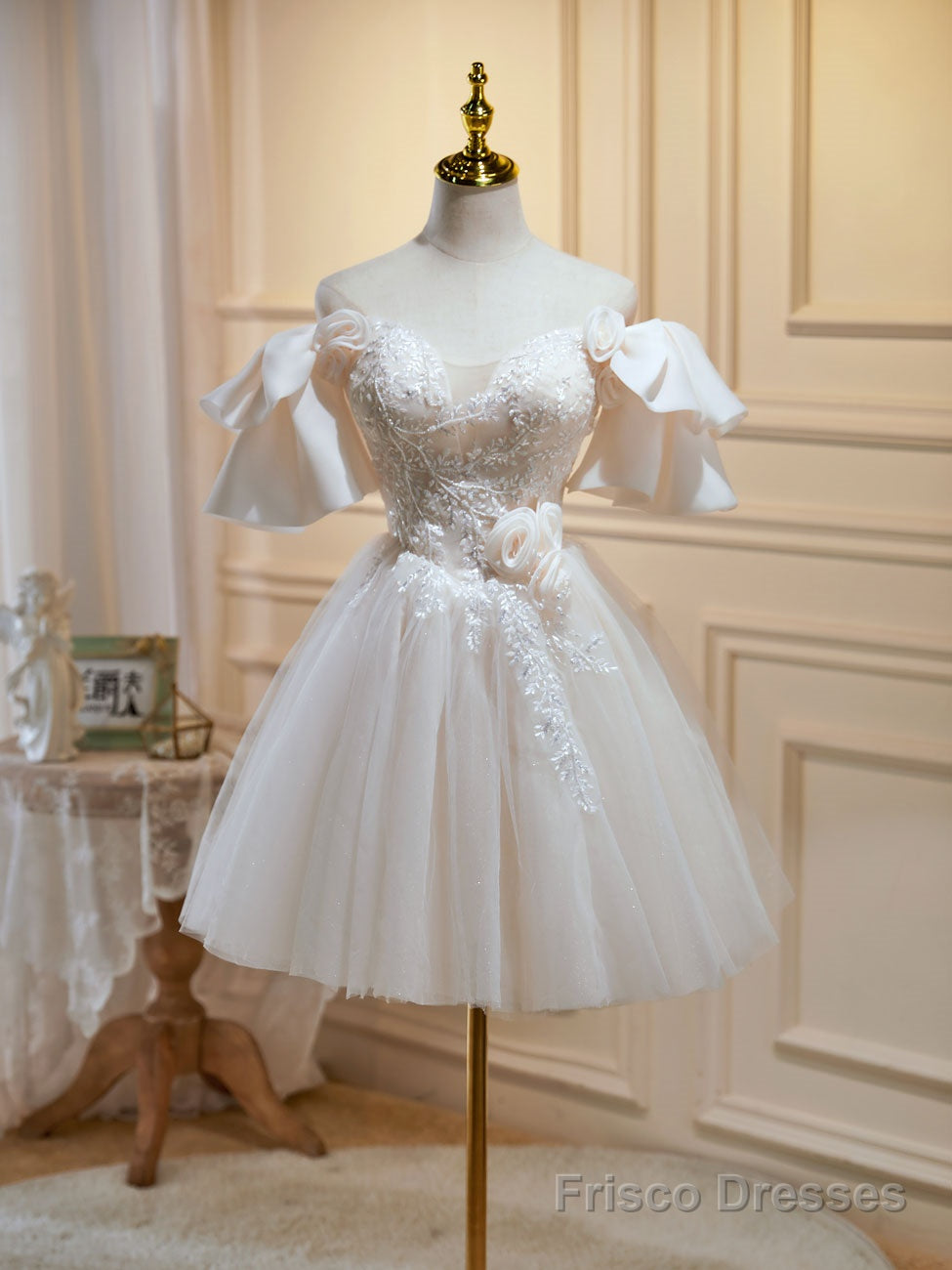 Mini/Short Beige Prom Dresses, Beige Tulle Lace Homecoming Dresses Main image