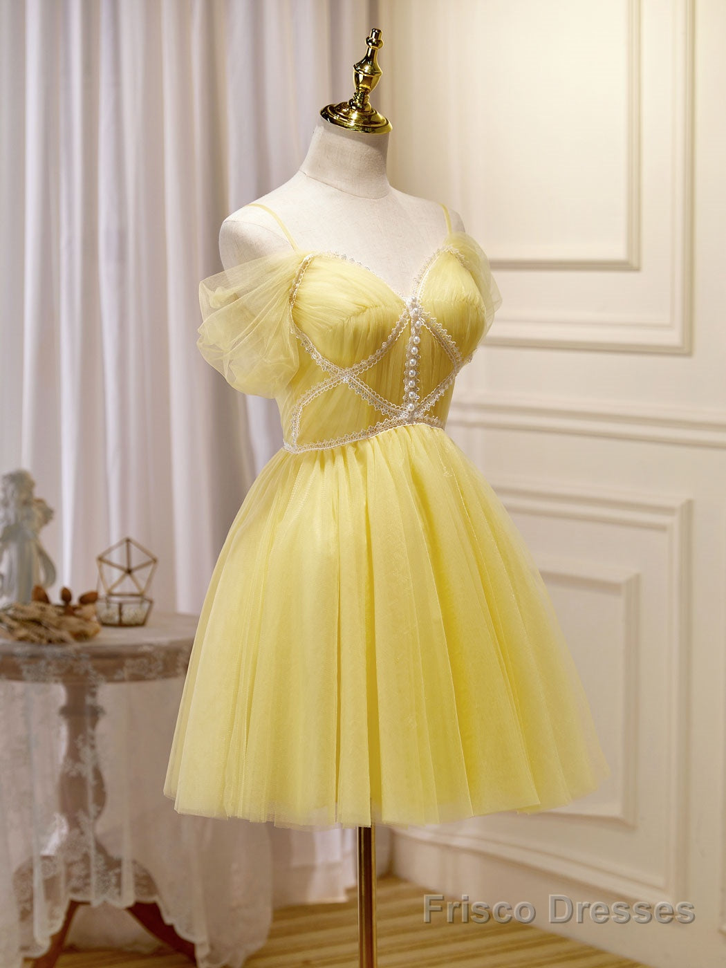 Mini/Short Yellow Prom Dresses, Yellow Cute Homecoming Dress With Beading Lace Secondary image
