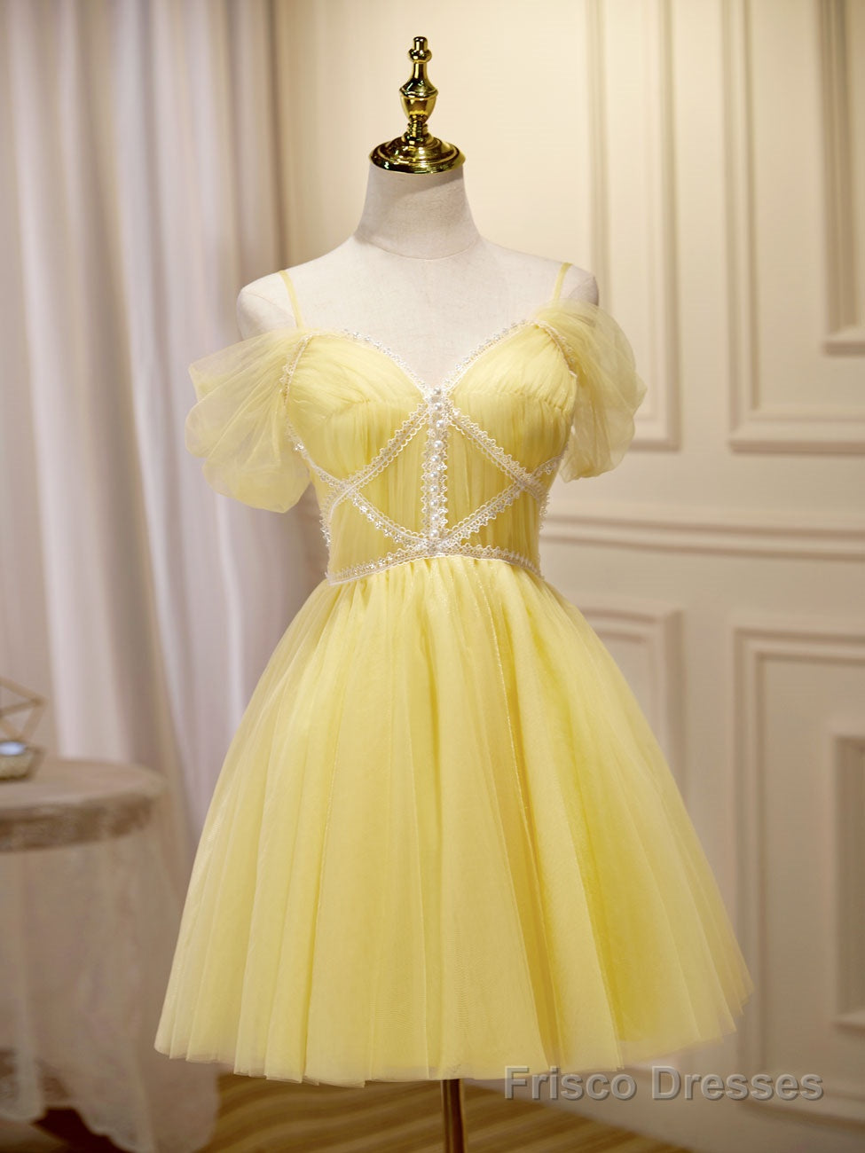 Mini/Short Yellow Prom Dresses, Yellow Cute Homecoming Dress With Beading Lace Main image