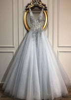 New!  Tulle V-Neck A-Line Wedding Dresses With Beadings