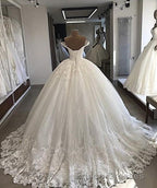 Off the shoulder Lace Ball Gowns Tulle Formal Prom Bridal Gowns