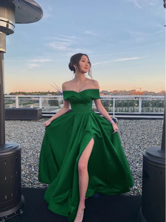 Off The Shoulder Royal Blue Prom Dress