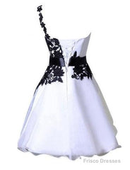 One Shoulder Black Lace Cute Short Homecoming/Prom Dresses