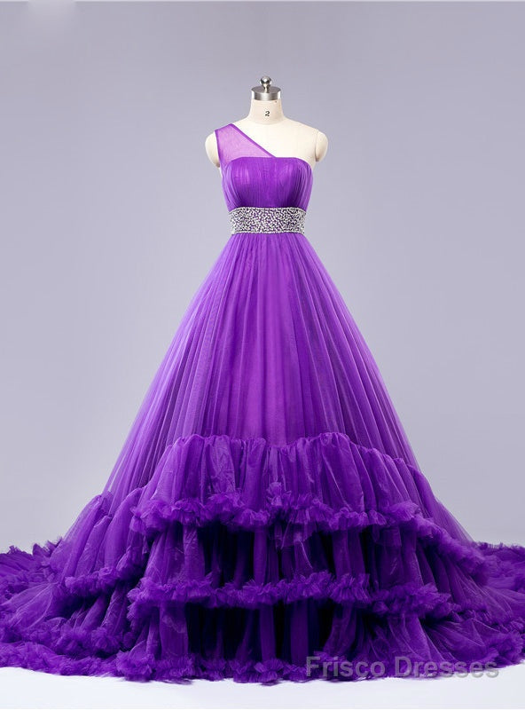 One Shoulder Cloud Ball Gown Tulle Ruffles Wedding Dresses Main image