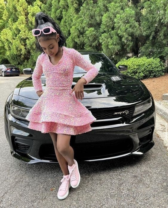 Pink Cocktail Dresses A-Line V-Neck Long Sleeve Shiny Sequin Homecoming Dresses Main image
