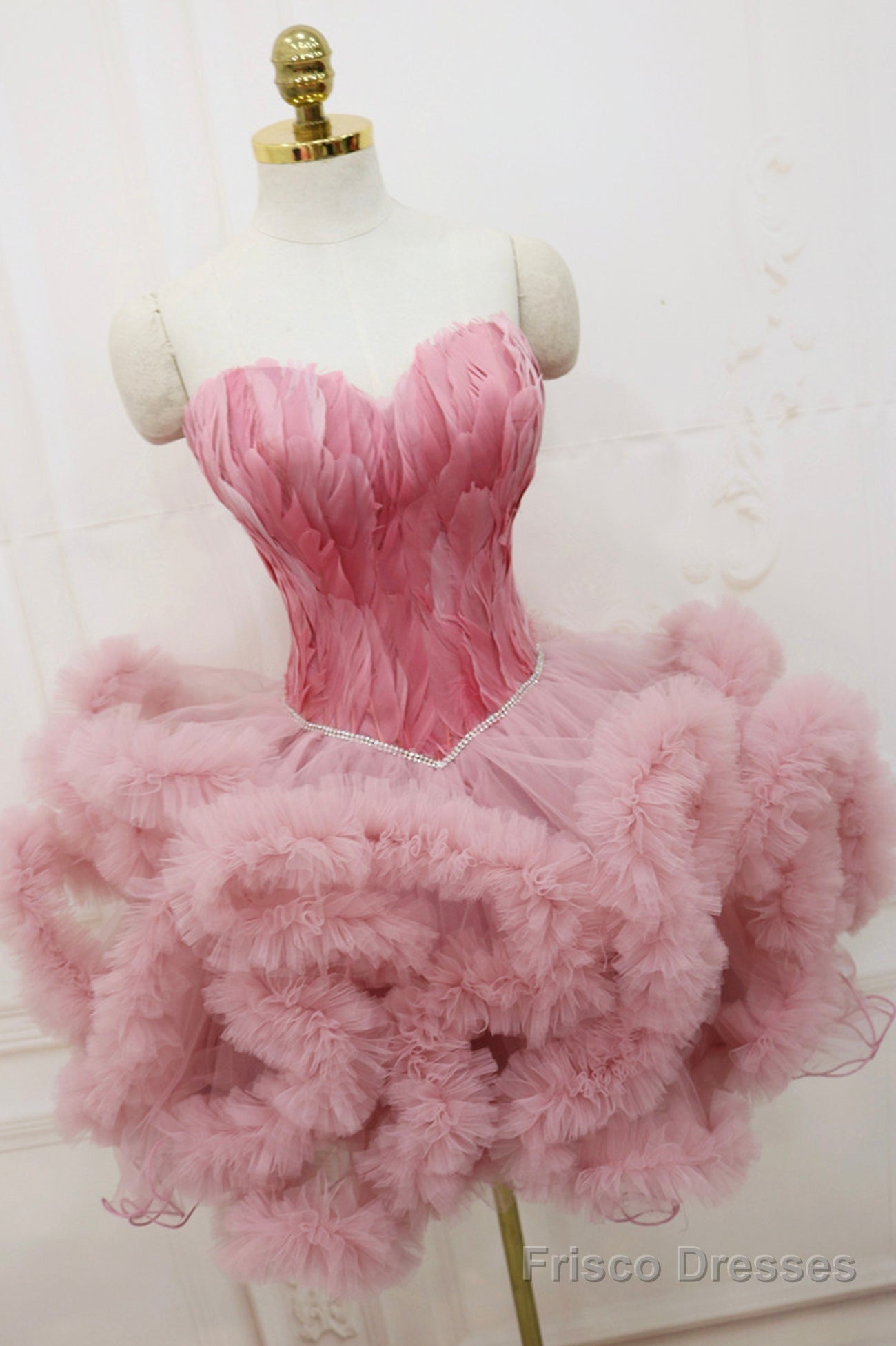 Pink Tulle Short Prom Dress with Feather, Chic Pink Strapless Party Dress Main image