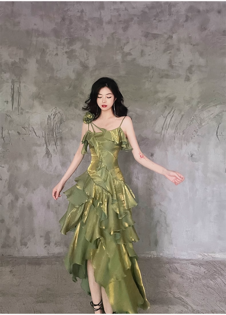 Pretty Irregular Ruffled Spaghetti Straps Green Prom Dresses With Detachable Rose Long Birthday Dress For Women Secondary image