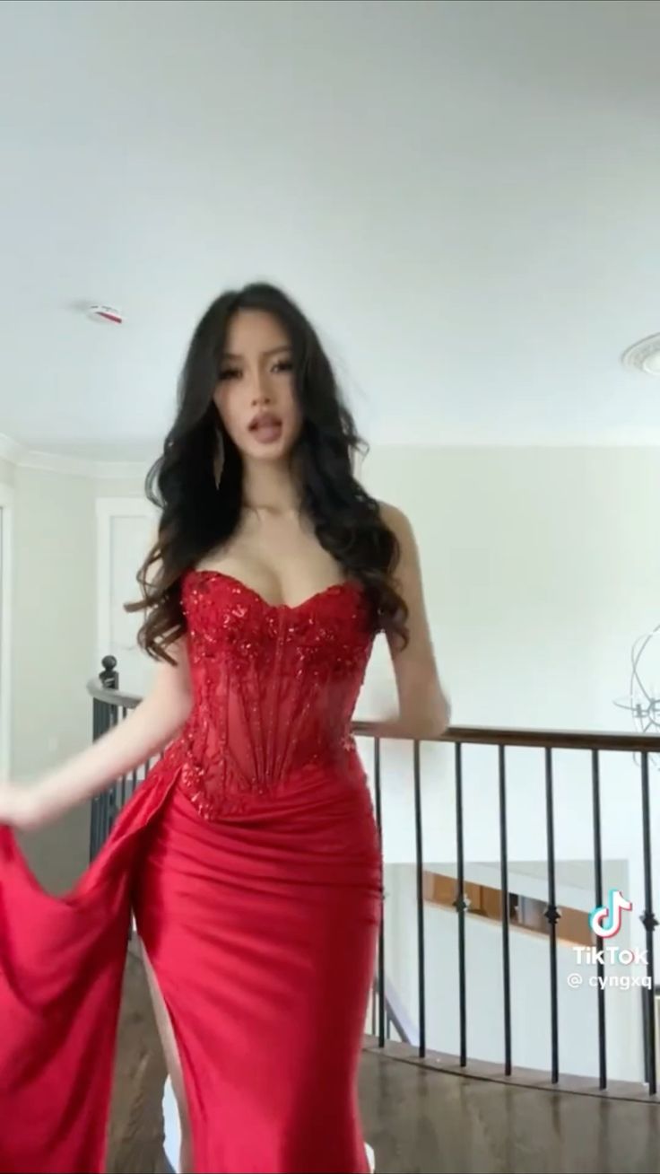 Pretty Mermaid Spaghetti Straps Slit Red Satin Prom Dresses Long Party Dress Main image