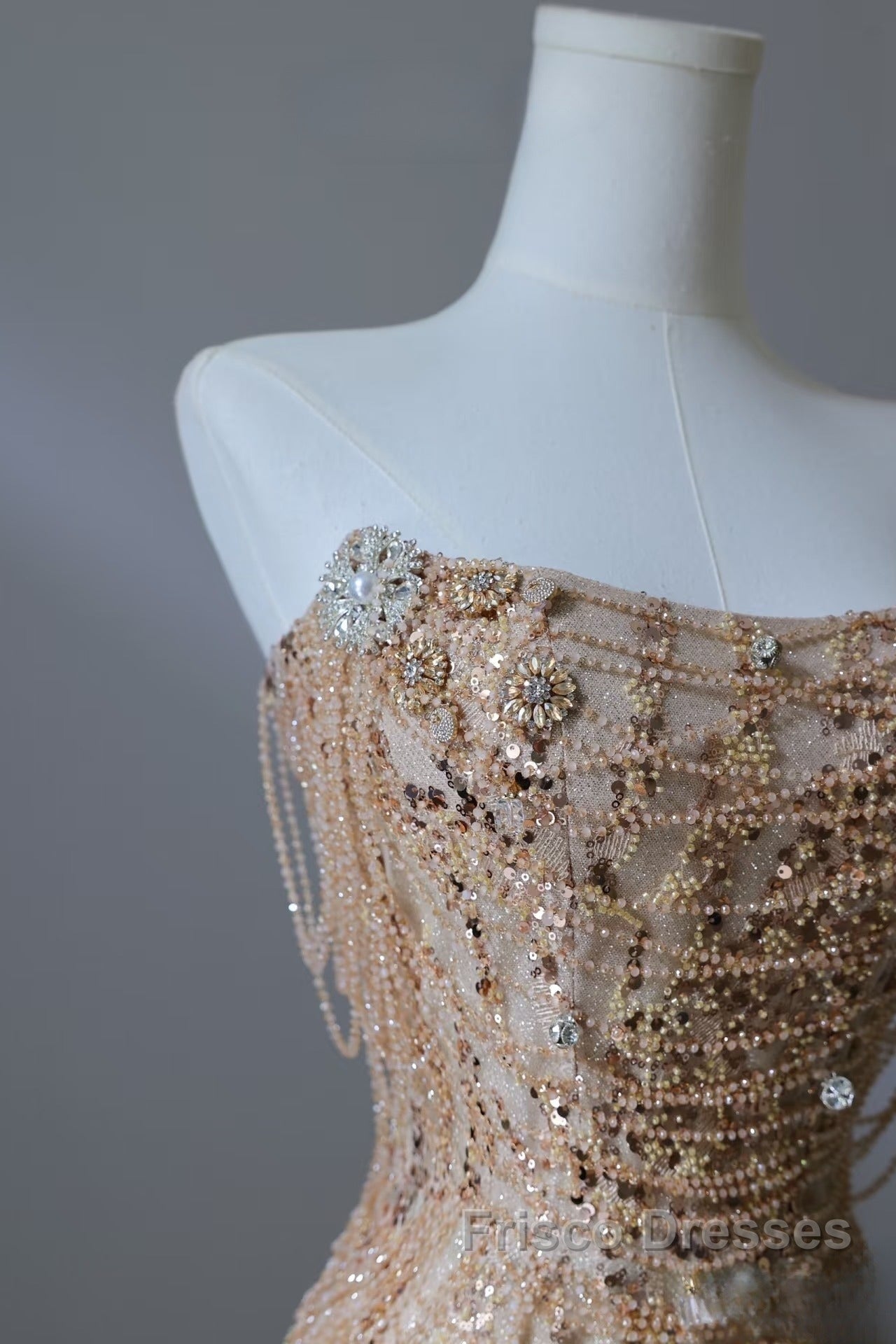 Pretty Mermaid Strapless Gold Sequin Beads Long Formal Prom Dress Formal Evening Dress
