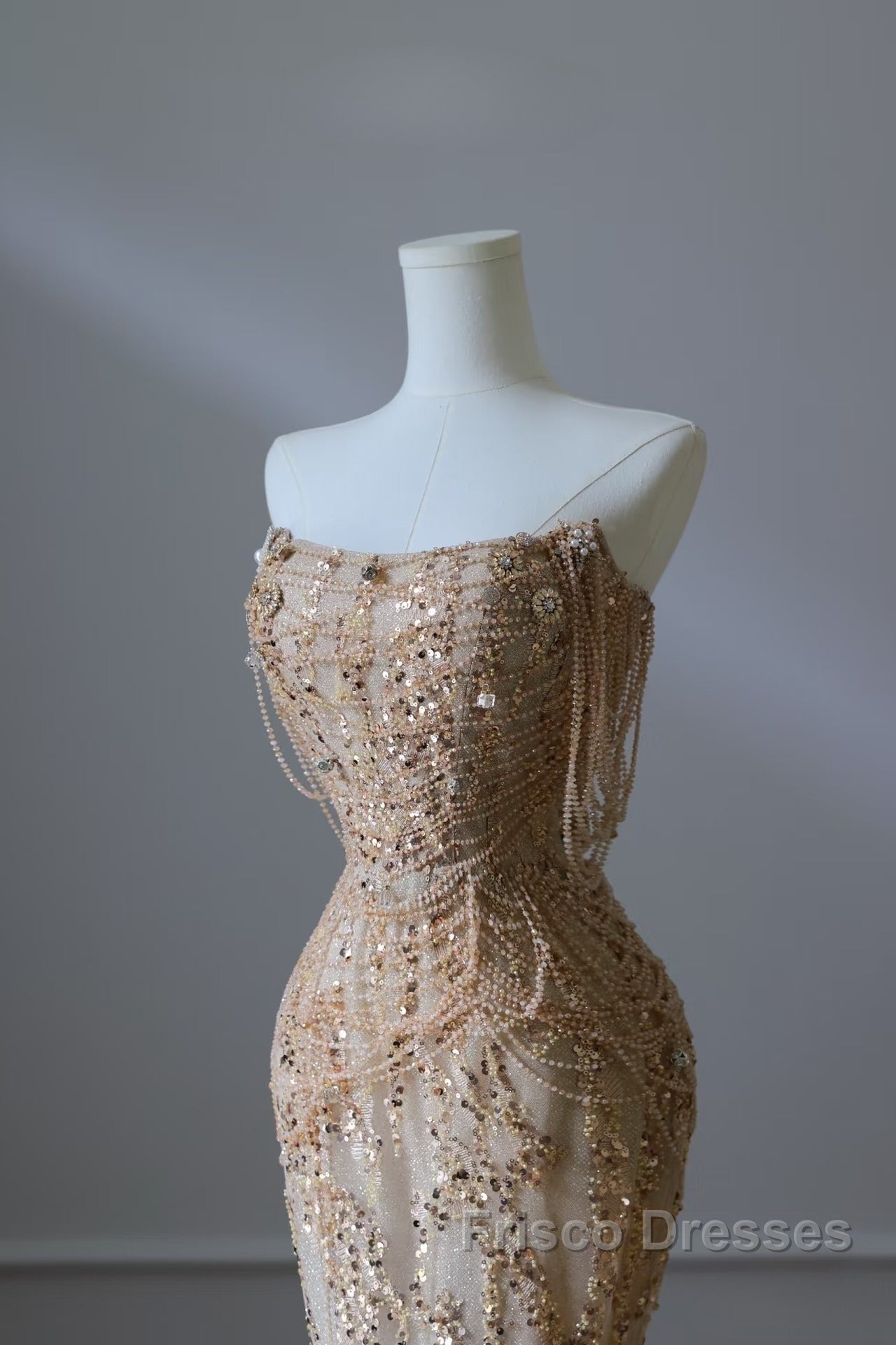 Pretty Mermaid Strapless Gold Sequin Beads Long Formal Prom Dress Formal Evening Dress