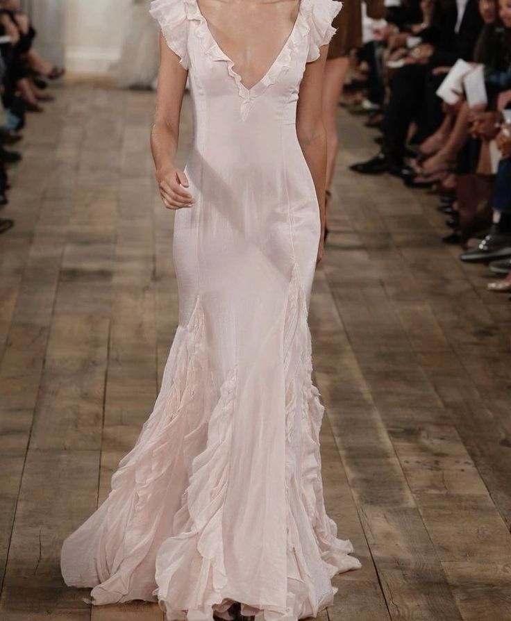 Pretty Mermaid V Neckline Long Chiffon Prom Dresses Evening Dress Main image
