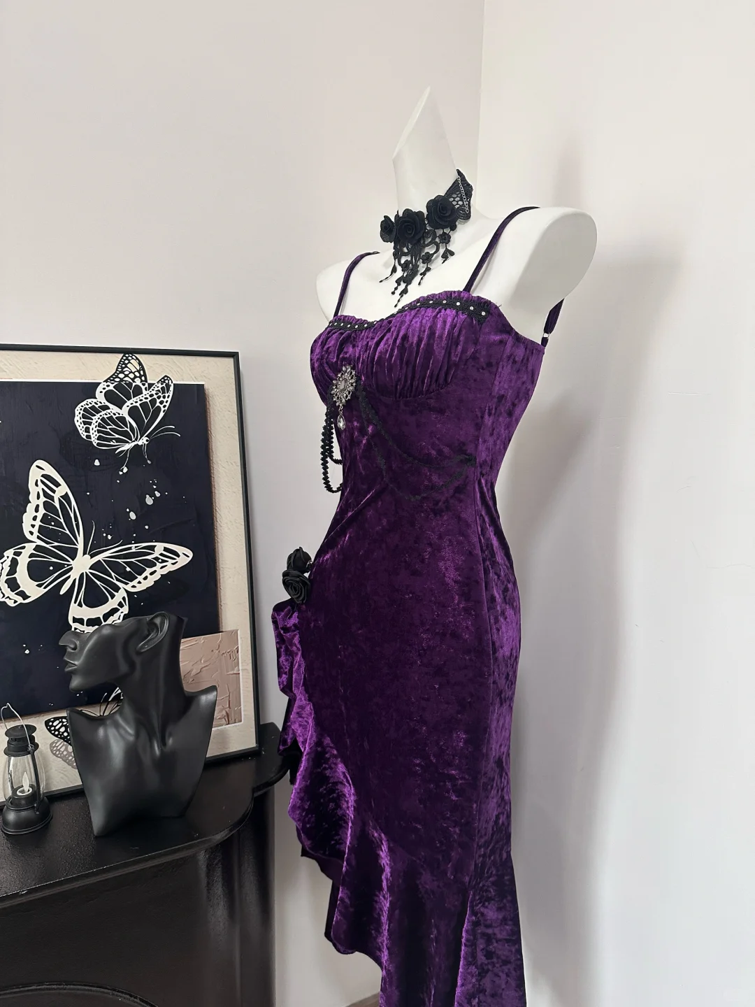Pretty Spaghetti Straps Purple Velvet Ruffle Party Dress Birthday Evening Dress Main image