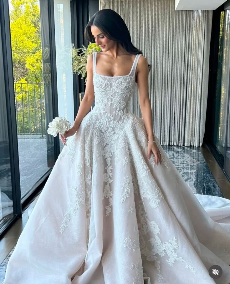 Pretty Wedding Dress Ball Gown Square Neck Lace White Wedding Dresses Bridal Gowns Secondary image