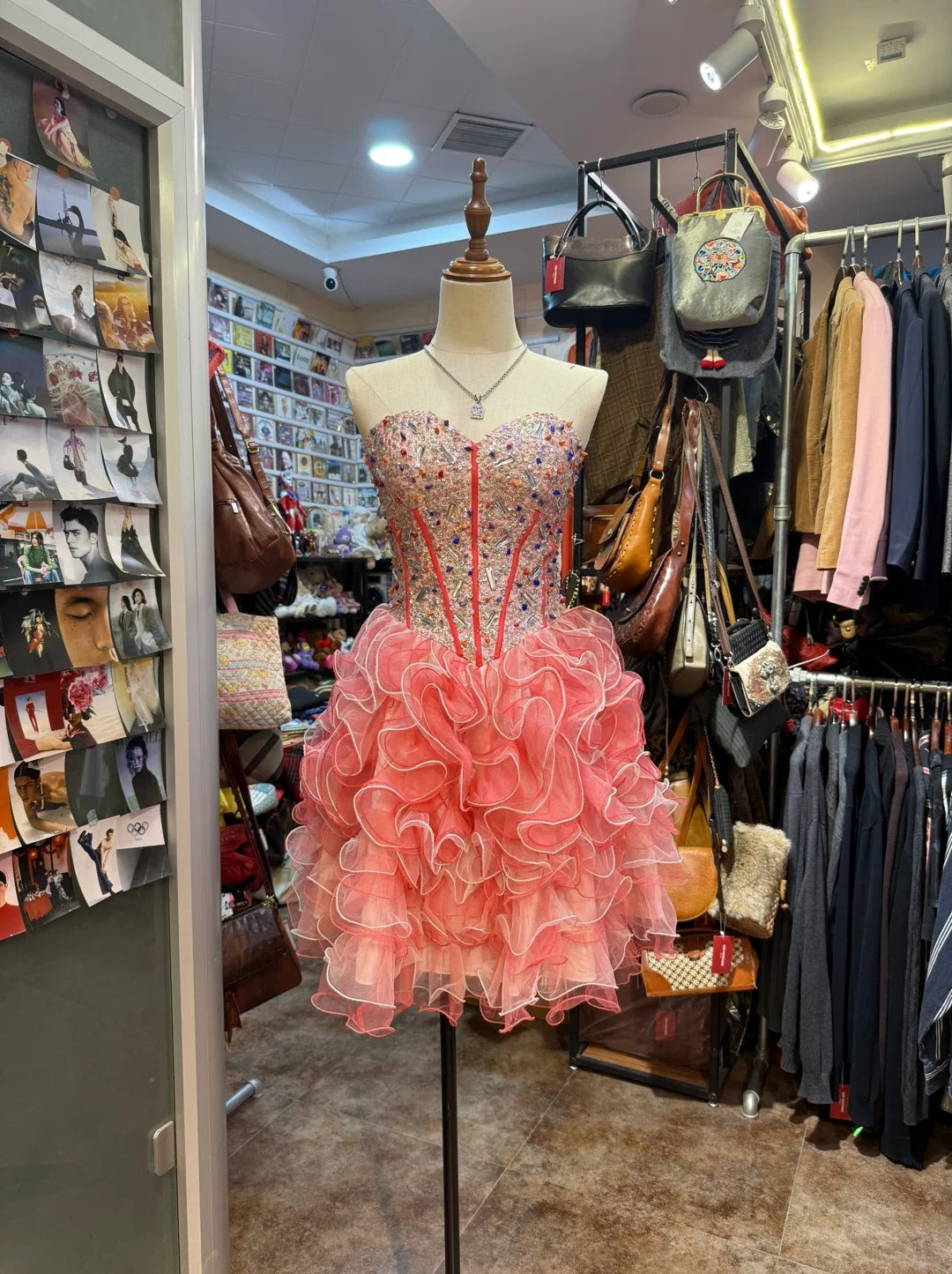 Princess Coral Pink Heart-Shaped Neckline Rhinestone-Embellished Short Prom Dress Evening Dress Main image