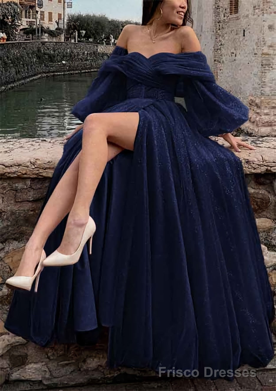 Princess Off-the-Shoulder Sweep Train Tulle Prom Dresses With Pleated Split Secondary image