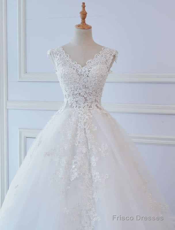 Princess Wedding Dresses Ball Gowns Lace V Neck Sleeveless Floor Length Bridal Gowns