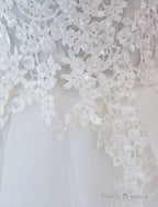 Princess Wedding Dresses Ball Gowns Lace V Neck Sleeveless Floor Length Bridal Gowns
