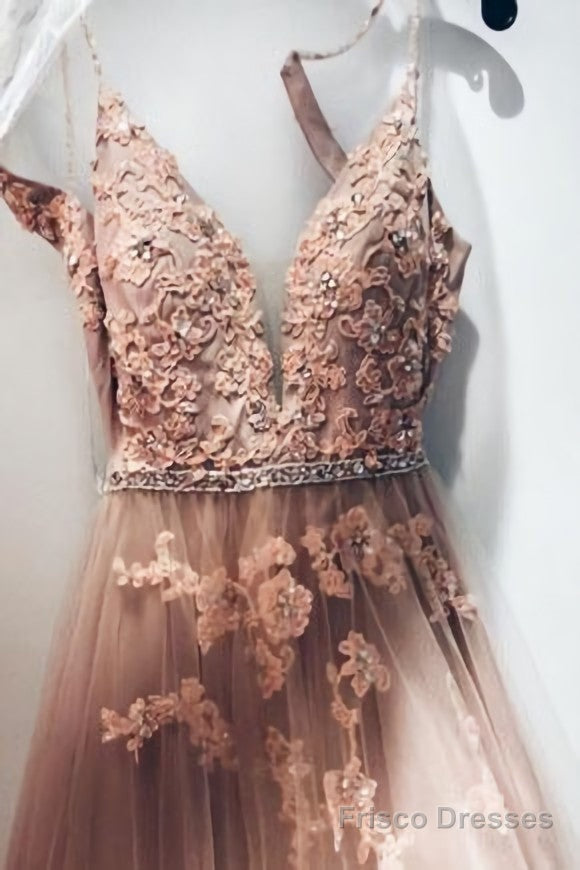 Lace Appliques Floor Length Tulle Prom Dresses Secondary image