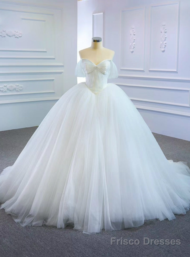 Purchase Your Favorite Fashion White Ball Gown Tulle Sweetheart Pleats Wedding Dress