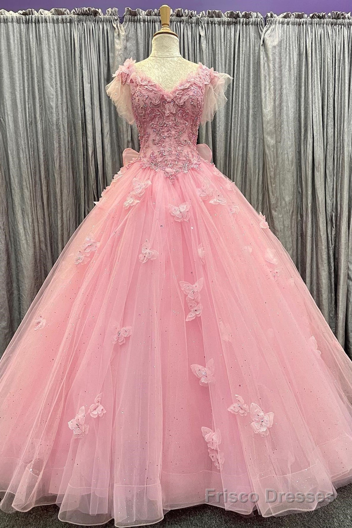 Quinceanera Dress Pink Tulle 3D Floral Lace Bow-Back Ball Gown with Flutter Sleeves Main image