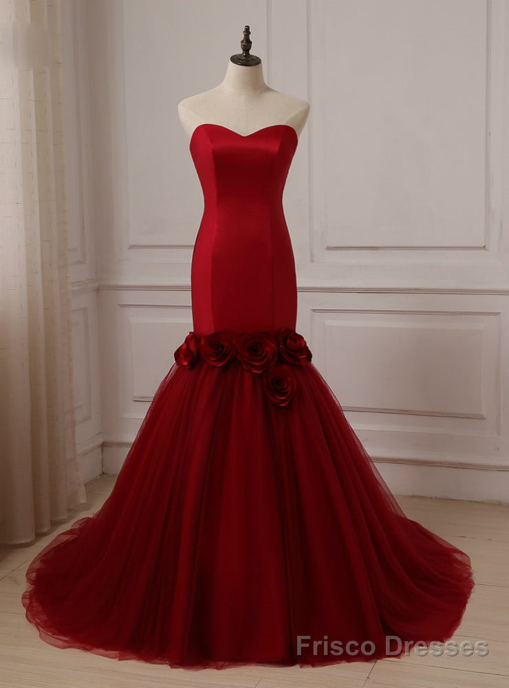 Red Sweetheart Sleeveless Tulle and Satin Bride Wedding Dress Main image