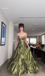 Retro Ball Gown Strapless Green Ruffles Satin Long Party Dress Prom Dresses