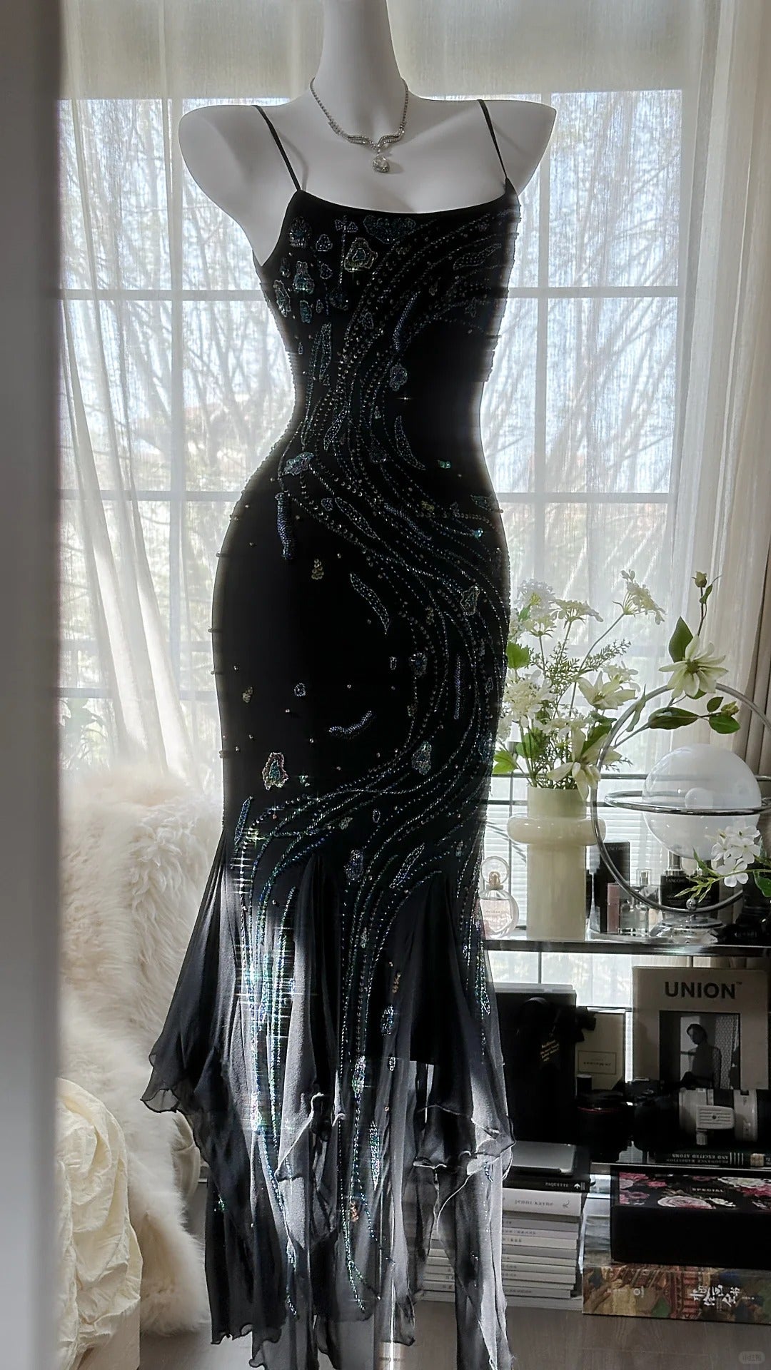 Retro Beautiful Shoulder Strap Beaded Chiffon Irregular Skirt Prom Dress