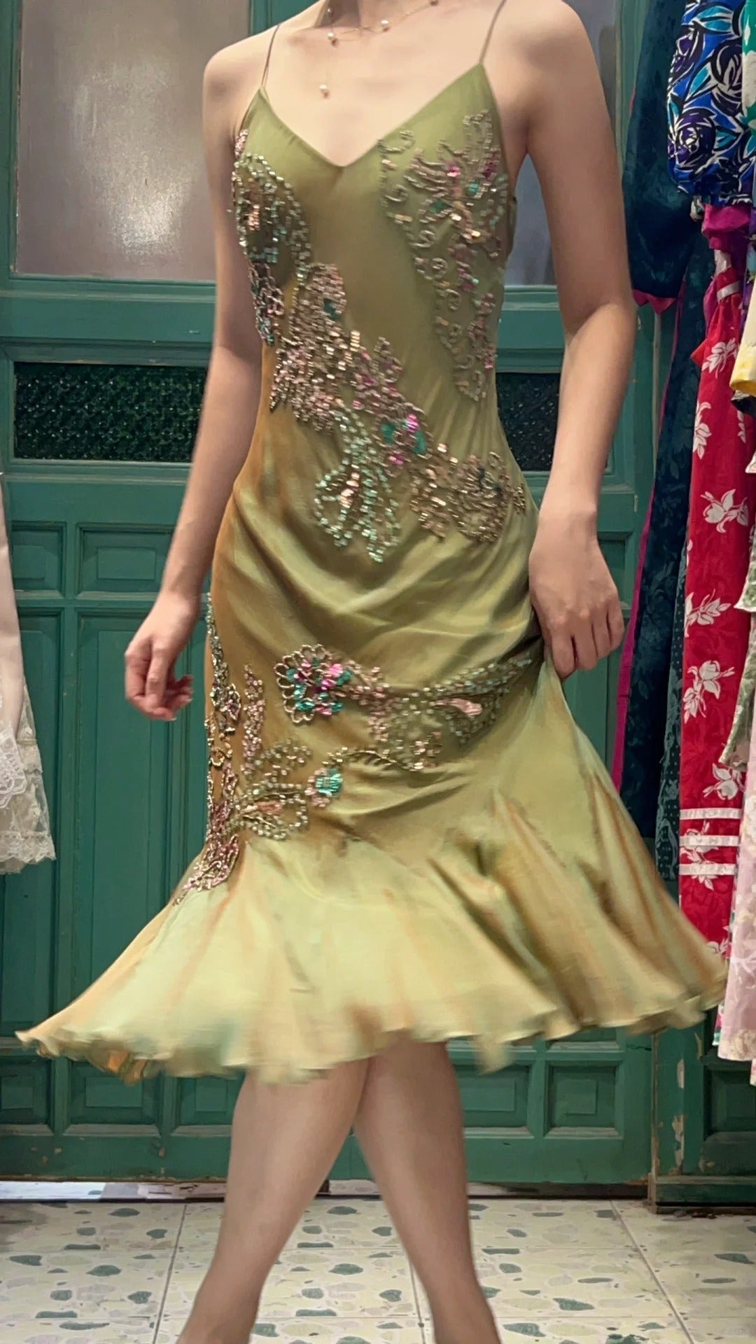 Retro Elegant Olive Green Deep V Backless Cross-Beaded Chiffon Long Prom Dress Evening Dress Main image