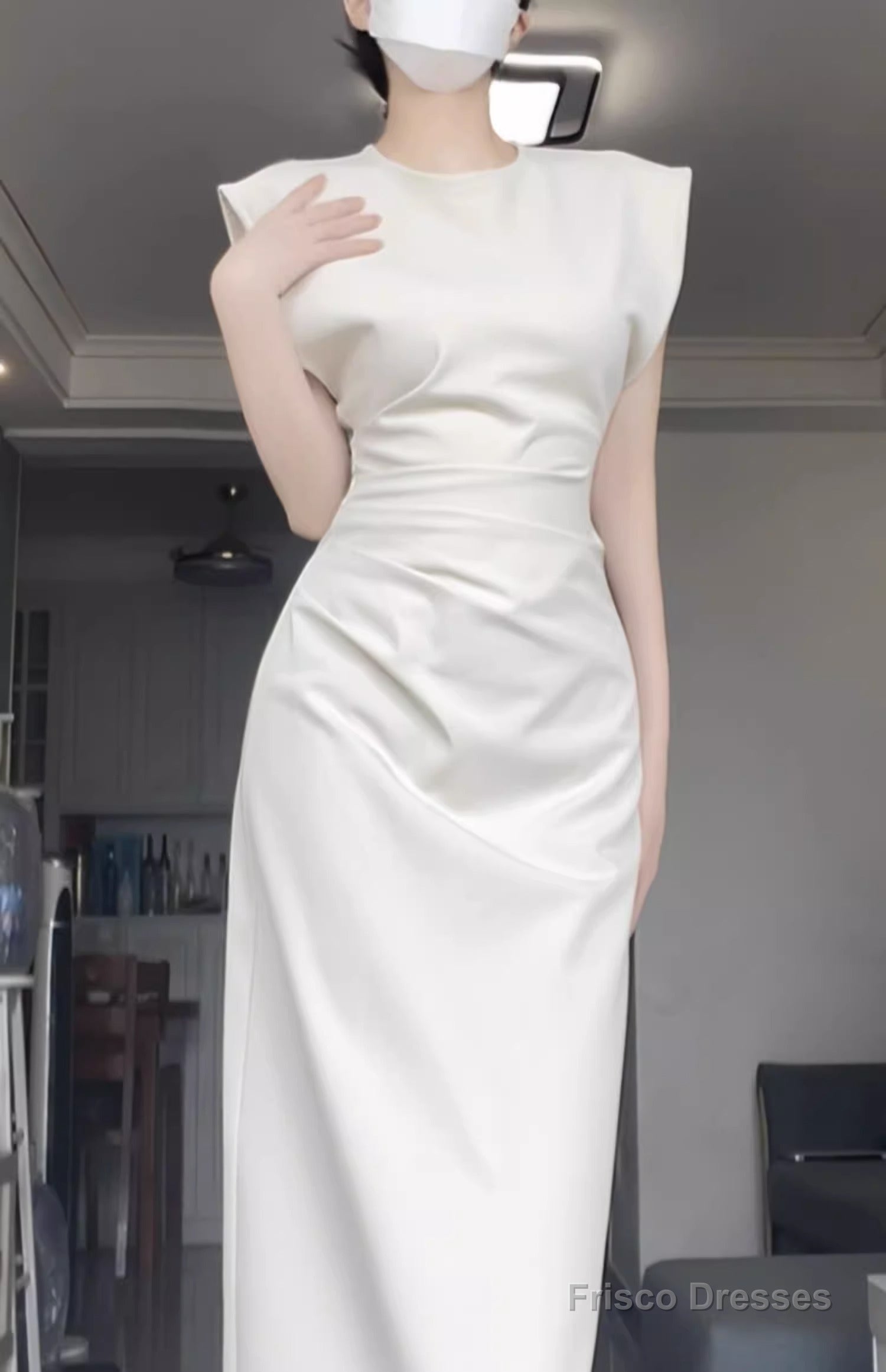 Retro Mermaid Satin White Prom Dresses Birthday Outfits With Ruffle Main image