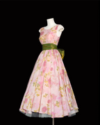 Retro Pink Floral Print A-Line Round Neck Bow Waist-Cinching Long Prom Dress