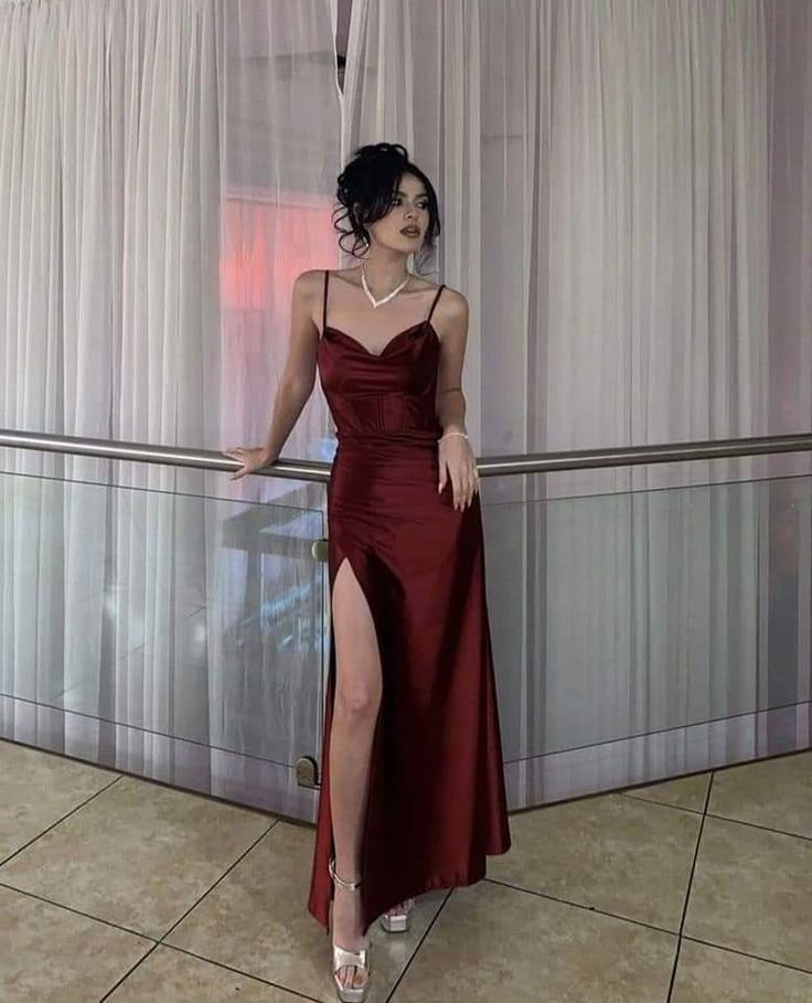 Retro Sheath Spaghetti Straps Burgundy Satin Long Party Dress Prom Dresses