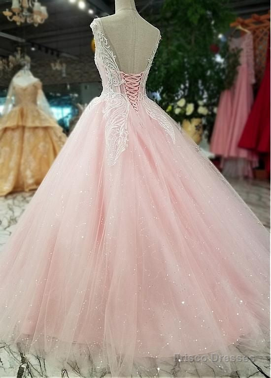 Romantic Tulle Bateau Neckline A-Line Wedding Dress With Lace Appliques Secondary image