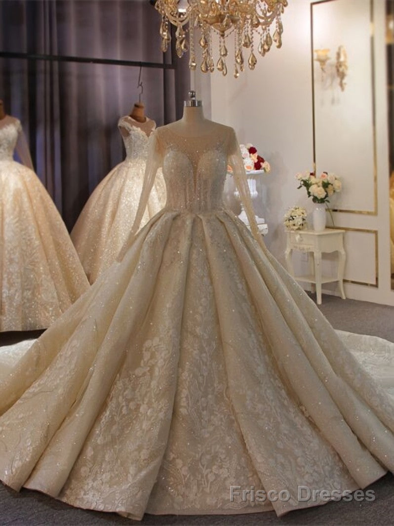 Royal Retro Princess Sequins Appliques Long Sleeve Wedding Dress Main image