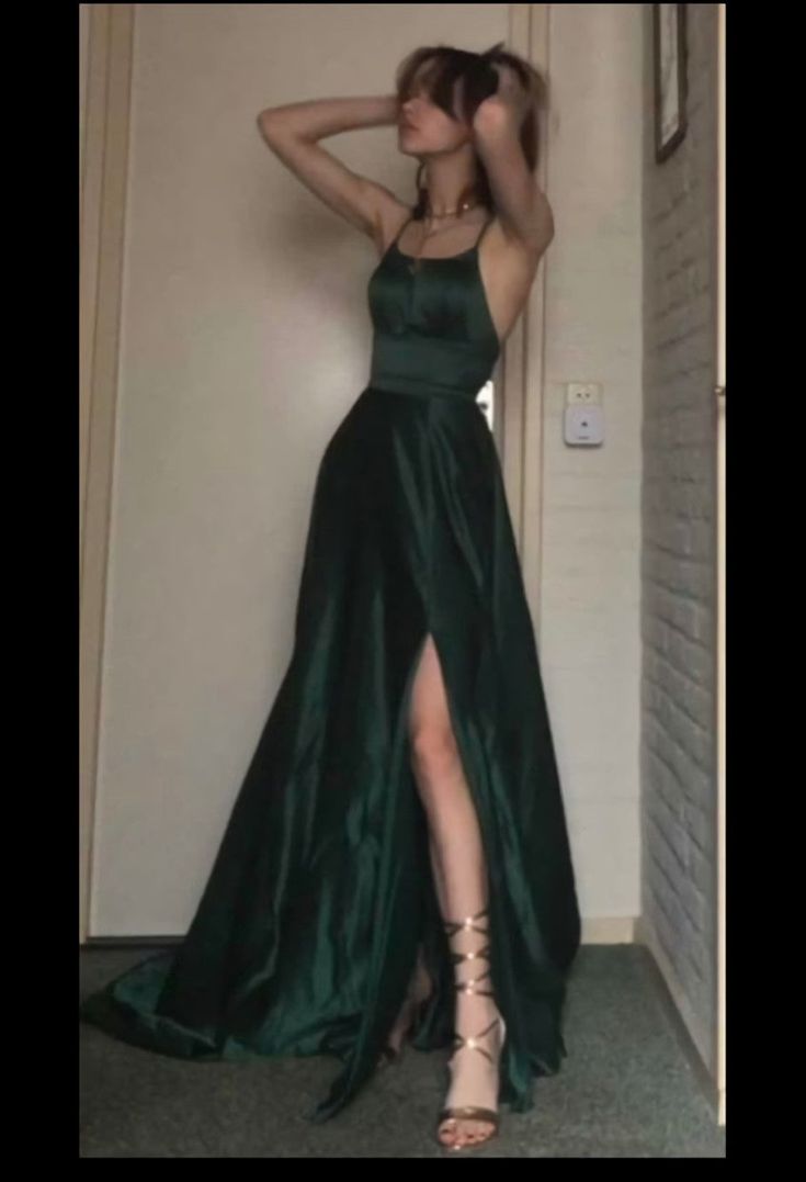 Sexy A Line Halter Dark Green Satin Long Evening Gowns Prom Dresses Main image