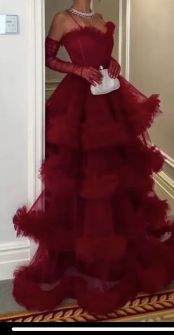 Sexy Ball Gown Long Straps Red Tulle Prom Dresses