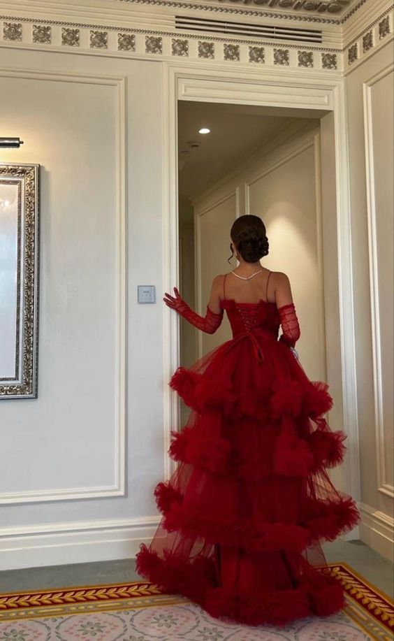 Sexy Ball Gown Long Straps Red Tulle Prom Dresses Main image