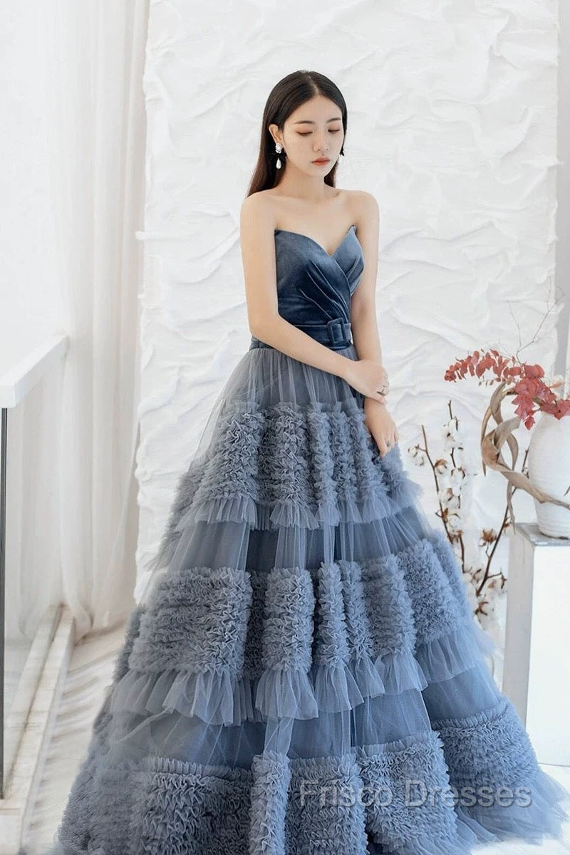 Sexy Ball Gown Sweetheart Neckline Gray Tulle Formal Dress Formal Prom Dress Secondary image