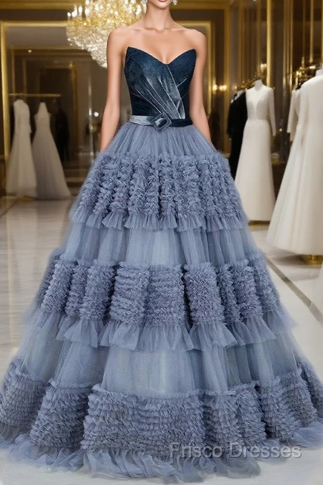 Sexy Ball Gown Sweetheart Neckline Gray Tulle Formal Dress Formal Prom Dress Main image
