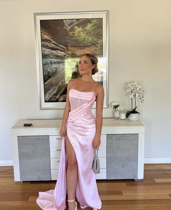 Sexy Birthday Dresses Pink Strapless Prom Dresses Slit Birthday Outfits Main image