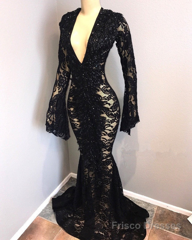 Sexy Long Sleeves Black Mermaid Prom Dress Lace V-neck Long Secondary image