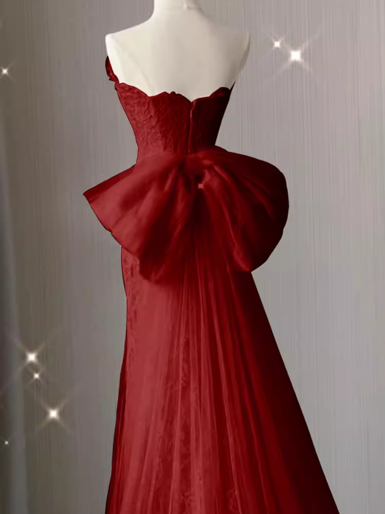 Sexy Mermaid Strapless Red Lace Long Prom Dress
