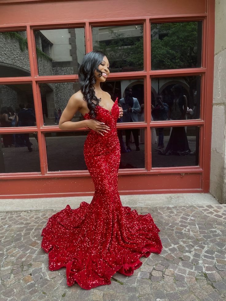 Sexy Mermaid Sweetheart Neckline Sequin Black Girl Red Evening Gown Prom Dresses Main image