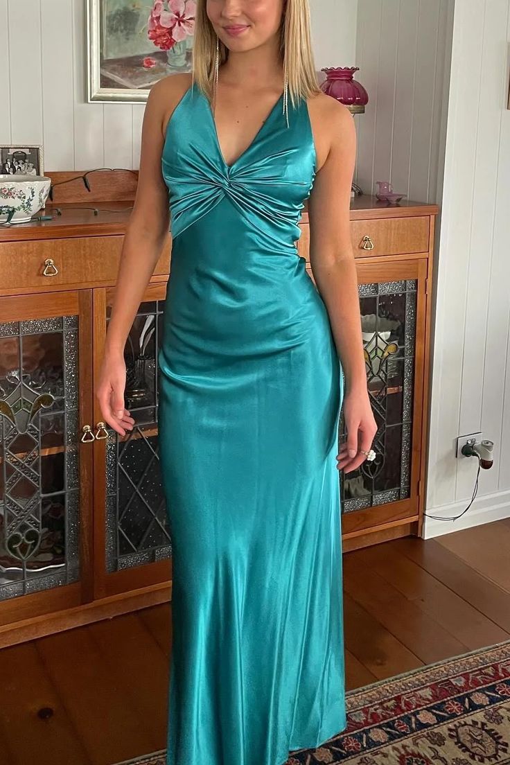 Sexy Mermaid V Neckline Long Prom Dress