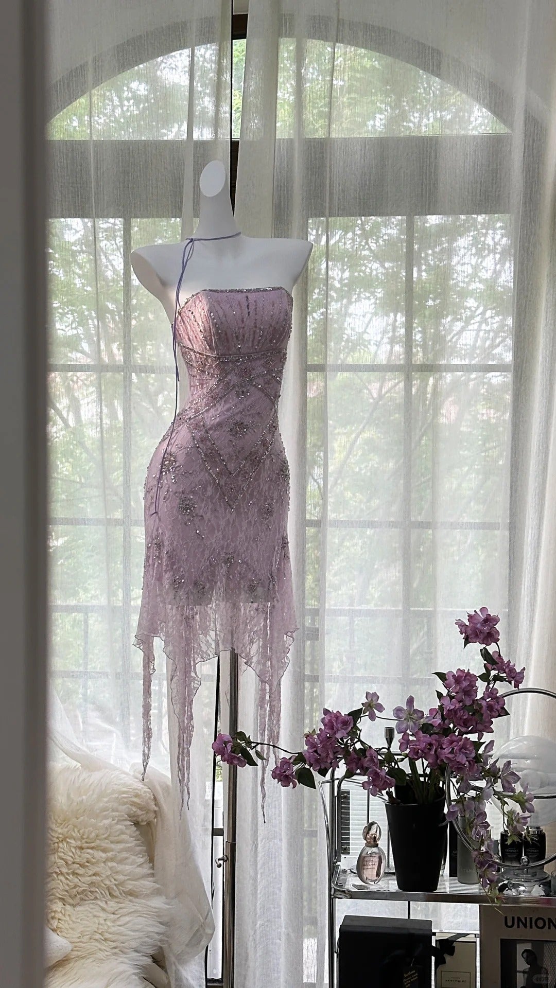 Sexy Purple Lace Tube Top Beaded Earrings Curled Skirt Prom Dress